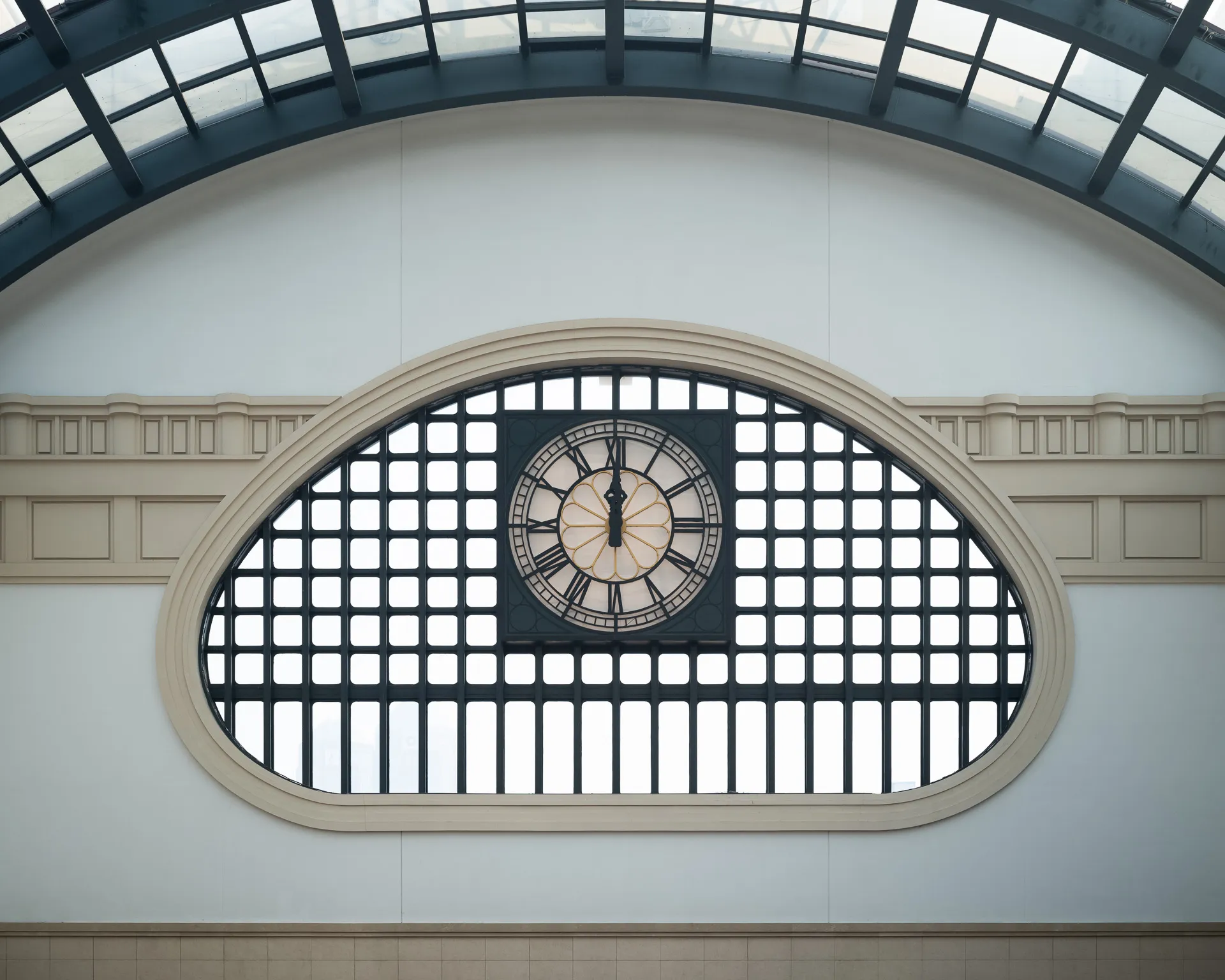 Time resets at Harbin Railway Station.